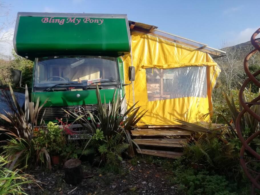 Truck & Pod Creative Nature Retreat. Bantry Eksteriør billede