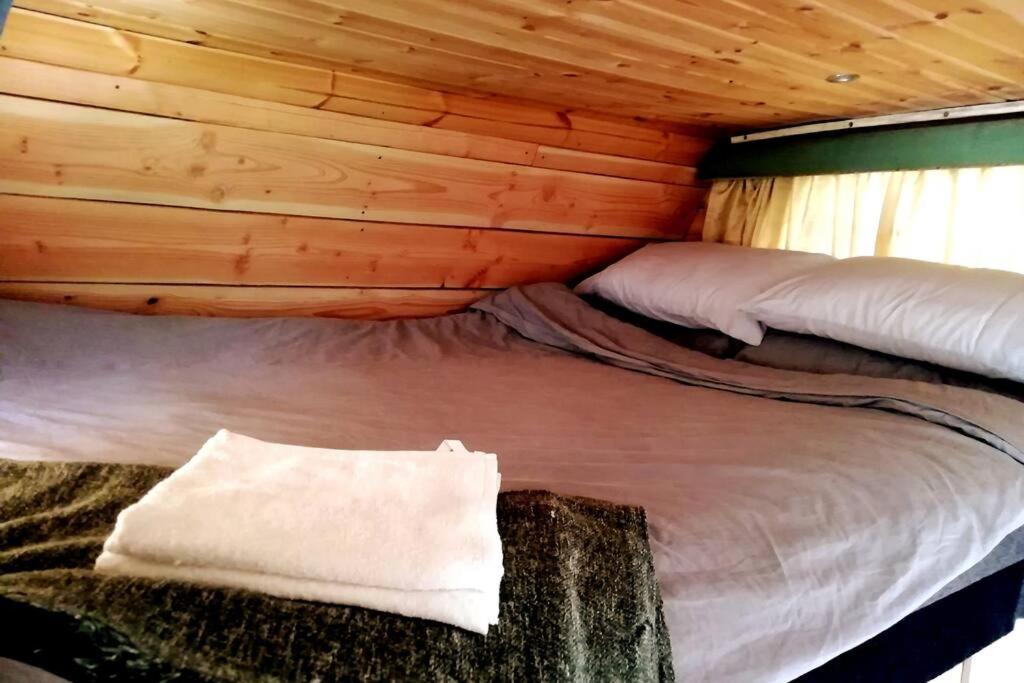 Truck & Pod Creative Nature Retreat. Bantry Eksteriør billede