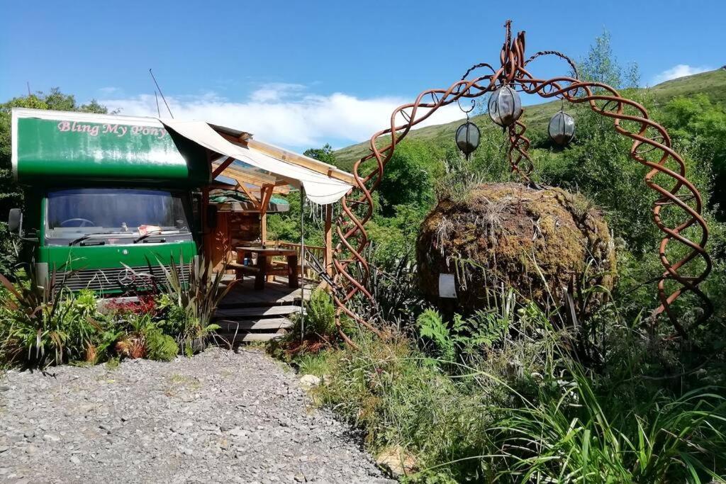 Truck & Pod Creative Nature Retreat. Bantry Eksteriør billede