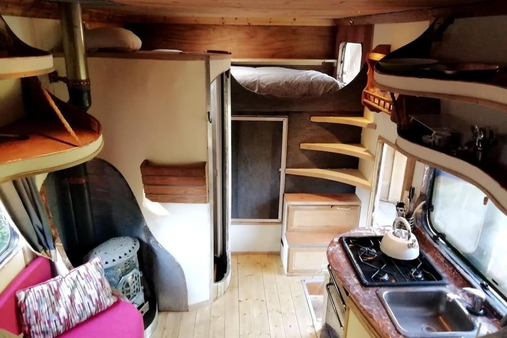 Truck & Pod Creative Nature Retreat. Bantry Eksteriør billede